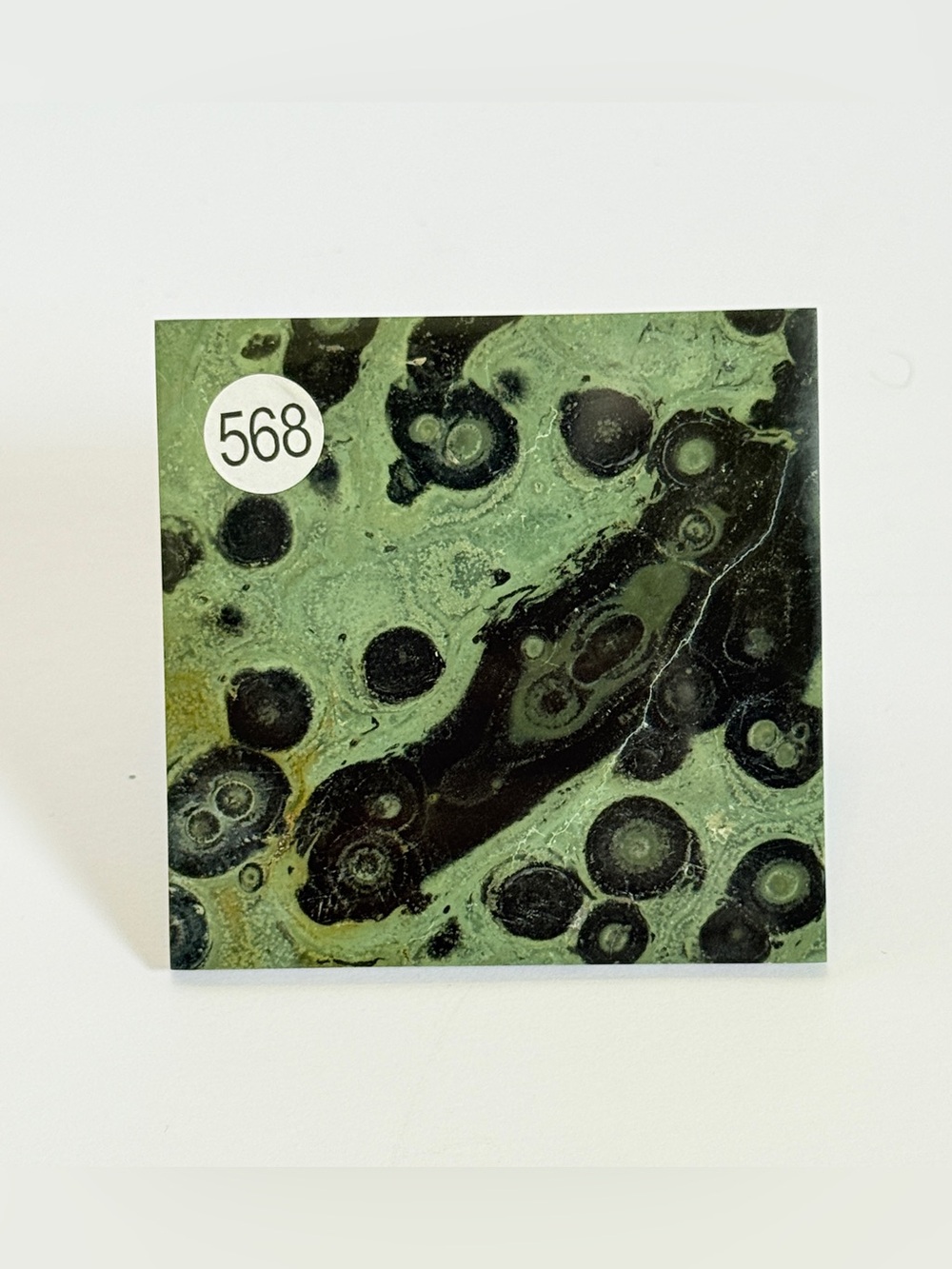 Kambaba Jasper Pyramid – Deep Green Orbicular Pattern Polished Stone 439g - Picture 6 of 8